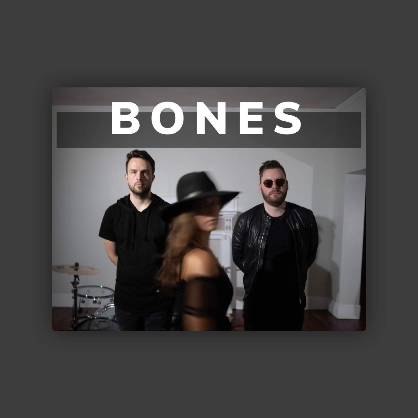 Bones feat. Emma Lee Millard -
                    Luxe radio