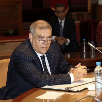 Élus sous pression : le ministre tape du poing sur la protection du bien commun - Le Fil Des Actus -
                    Luxe radio