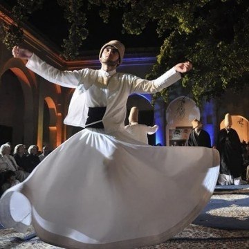 Le Festival de Fès de la culture soufie et des sagesses du monde revient pour une 18e édition - Résonances Culturelles -
                    Luxe radio