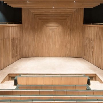 À Marrakech, Le Silence est d’or s’affiche à l’Auditorium Pierre Bergé - Le Journal des Arts -
                    Luxe radio