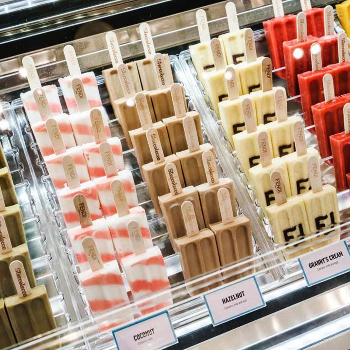 Croquer dans le « double F » de Fendi - Le Journal du Luxe -
                    Luxe radio