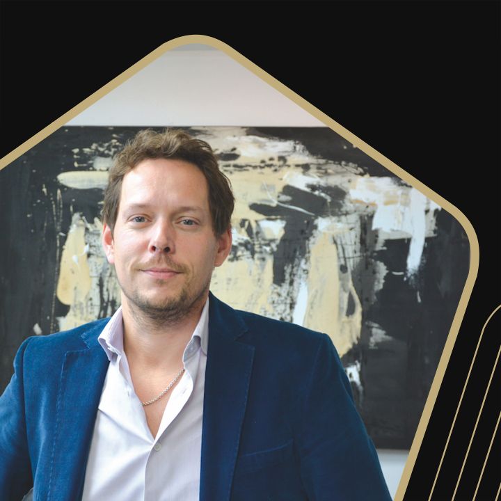 Stellantis renforce sa campagne de sécurité majeure liée aux airbags Takata. Avec Sébastien Chasseray, directeur technique chez Stellantis - Les Invités des Matins Luxe -
                    Luxe radio