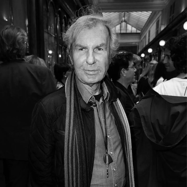 Mort de Claude Montana, couturier star des années Palace - Le Journal du Luxe -
                    Luxe radio
