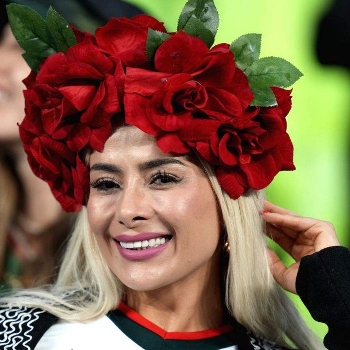 Mondial 2026 : ces supportrices parfaites qui n’existent pas - Le Fil Des Actus -
                    Luxe radio