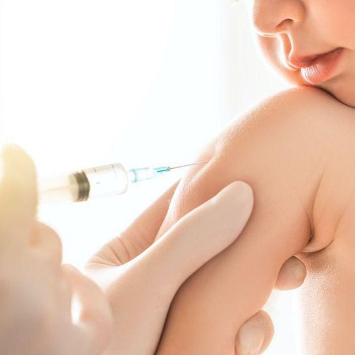 Vaccination infantile : accompagner les évolutions du programme national - Sciences & Santé -
                    Luxe radio