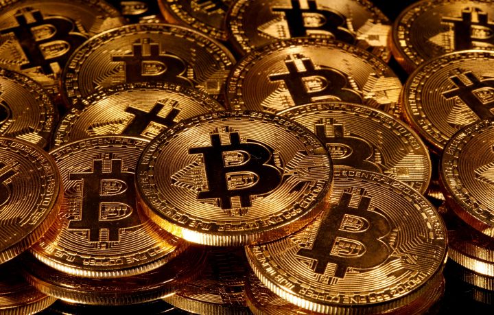 À qui appartiennent les bitcoins saisis par la justice britannique en 2018 ? - Le Coin Des Cryptos -
                    Luxe radio