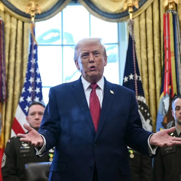 L’administration de Donald Trump veut instaurer une politique unique en matière d’IA à l’échelle fédérale - Le Monde AI -
                    Luxe radio