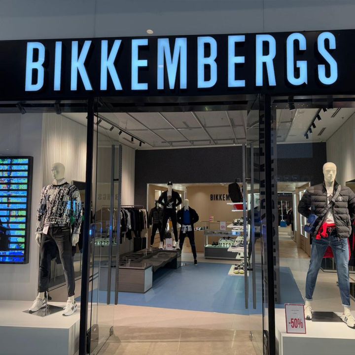 Bikkembergs débarque à Casablanca - Le Journal du Luxe -
                    Luxe radio