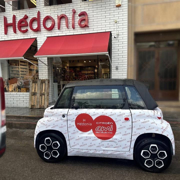 Mobilité durable et saveurs d’exception: l’alliance Citroën et Hedonia - Le Journal du Luxe -
                    Luxe radio