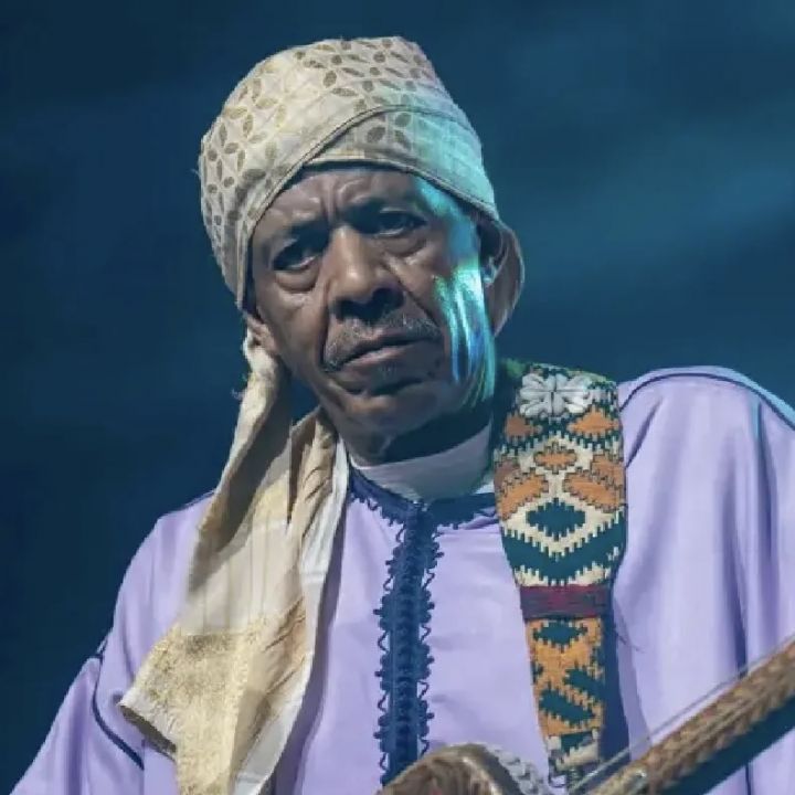 Monde de la musique gnaouie  qui perd l’une de ses grandes figures avec la disparition d’Aziz Bakbou. - Le Journal des Arts -
                    Luxe radio