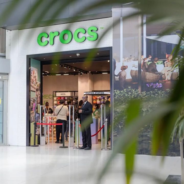 La première boutique Crocs du Maghreb ouvre ses portes à Casablanca - Le Journal du Luxe -
                    Luxe radio