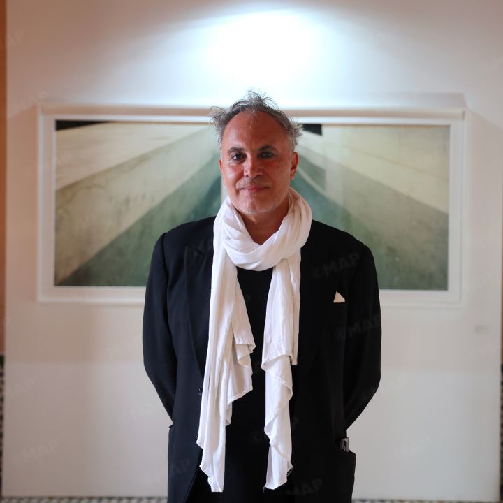 Rabat : l’Atelier Qantara a inauguré l’exposition « The distance between » - Résonances Culturelles -
                    Luxe radio