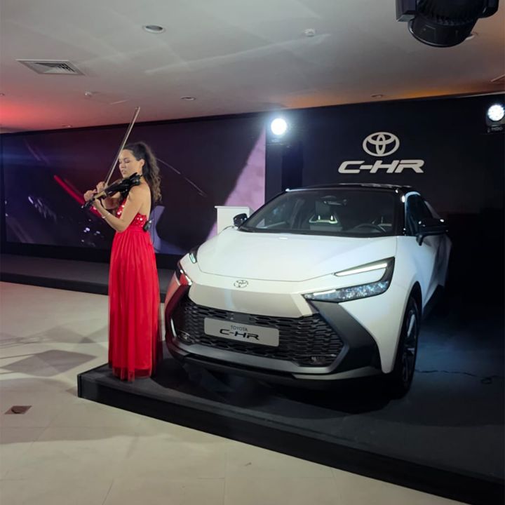 Toyota dévoile la nouvelle génération du C-HR au Maroc - Le Journal du Luxe -
                    Luxe radio