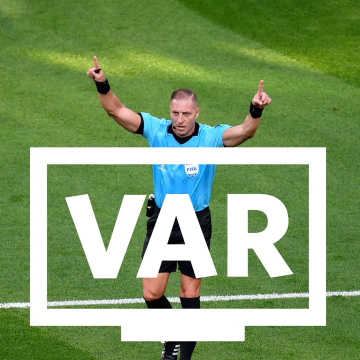 La VAR, solution technologique ou problématique arbitrale ? Avec Talal Chakir - La Loge Des Supporters -
                    Luxe radio