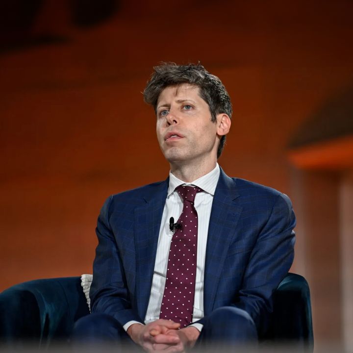 Sam Altman quitte la présidence du conseil d’administration de Helion - Le Monde AI -
                    Luxe radio