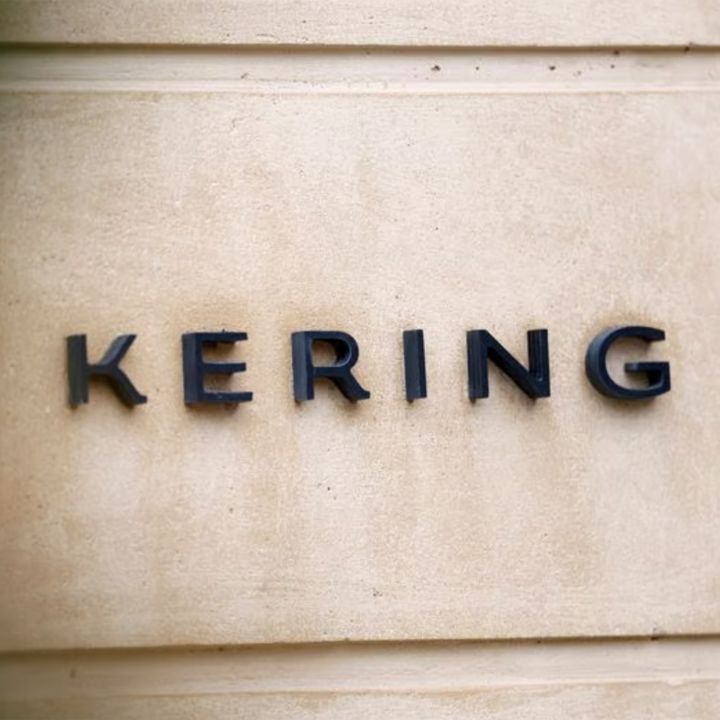 Kering renforce sa gouvernance en pleine transformation - Le Journal du Luxe -
                    Luxe radio
