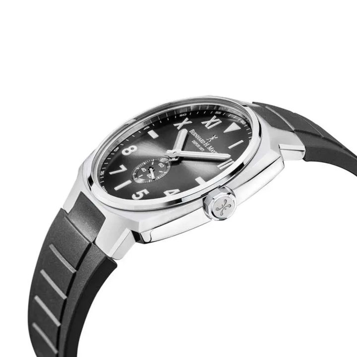 QNET dévoile une nouvelle gamme de montres suisses durables sous la marque Bernhard H. Mayer - Le Journal du Luxe -
                    Luxe radio