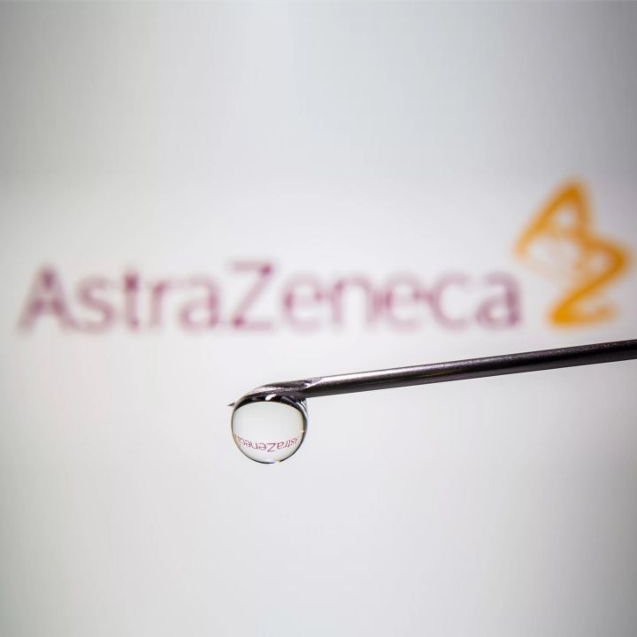 Le Ministère de la Santé maintient l’utilisation du vaccin AstraZeneca chez les plus de 65 ans - Sciences & Santé -
                    Luxe radio