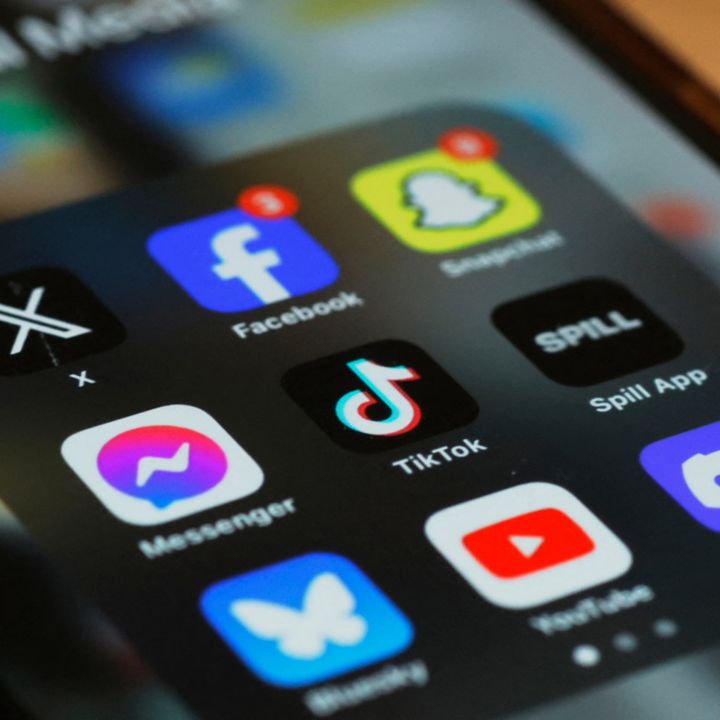 Réseaux sociaux : est-ce la fin d’un âge d’or numérique ? - Sciences & Santé -
                    Luxe radio