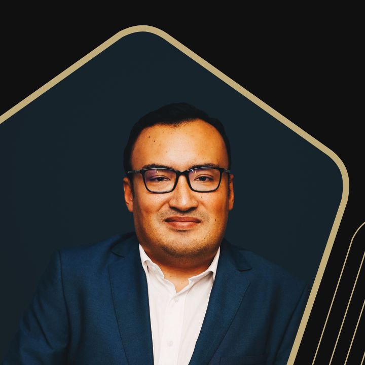 Amine Diouri: « Alors que les défaillances d’entreprises repartent à la hausse à l’international, nos entreprises doivent miser sur la data dans leur gestion du risque » - Les Invités des Matins Luxe -
                    Luxe radio