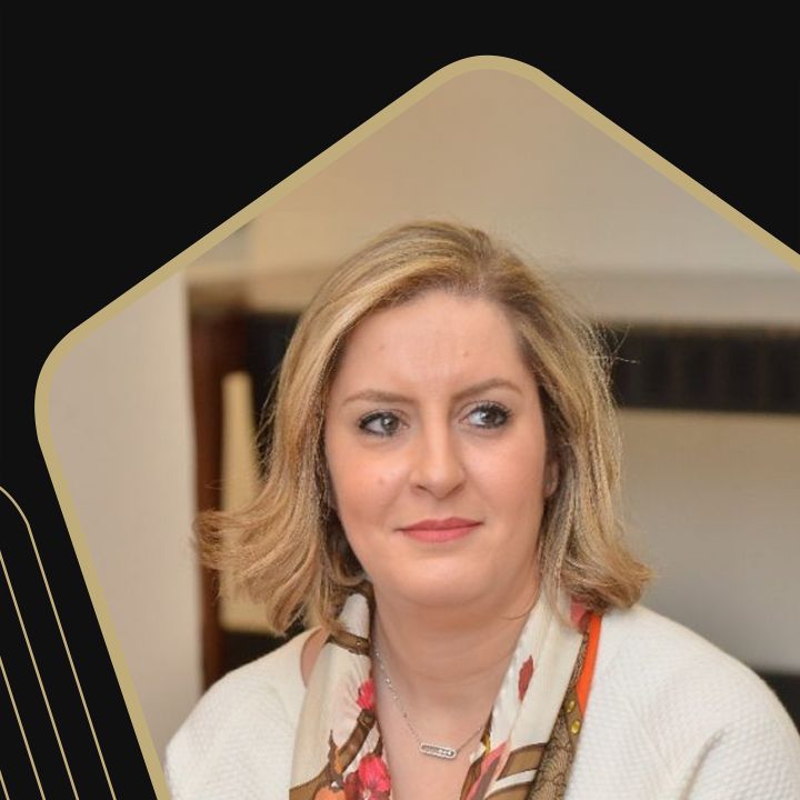 «Fusion Show Ayta D’Bladi est une expérience immersive artistique et citoyenne » Sabah Zakhnini, directrice développement et communication Group Parthenon - Les Invités des Matins Luxe -
                    Luxe radio