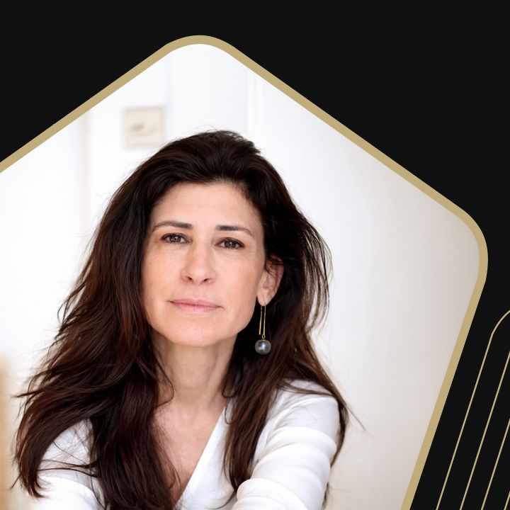 Bare Halal : savez-vous réellement ce que contiennent vos produits cosmétiques ? Avec Ilham Lahreche, fondatrice de Bare Halal - Les Invités des Matins Luxe -
                    Luxe radio