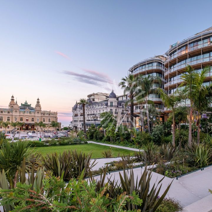 Monaco, le mètre carré à prix d’or - Le Journal du Luxe -
                    Luxe radio