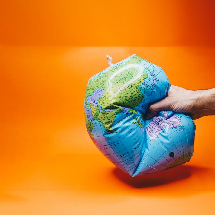 La crise économique mondiale est-elle inéluctable ? - Avec Ou Sans Parure -
                    Luxe radio