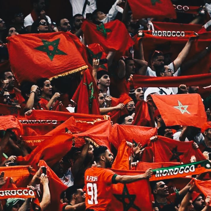 Football : les supporters sont-ils un élément du capital immatériel au service du rayonnement du pays ? - Avec Ou Sans Parure -
                    Luxe radio