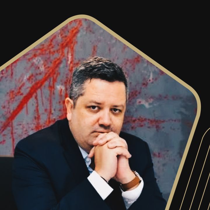 Achraf Bouqdib: « Les dépenses inutiles se cachent partout » - Les Invités des Matins Luxe -
                    Luxe radio