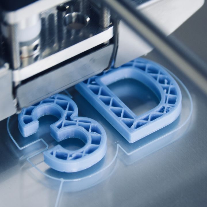 Fabrication additive : Une menace pour l’État social ? - Les Débats -
                    Luxe radio