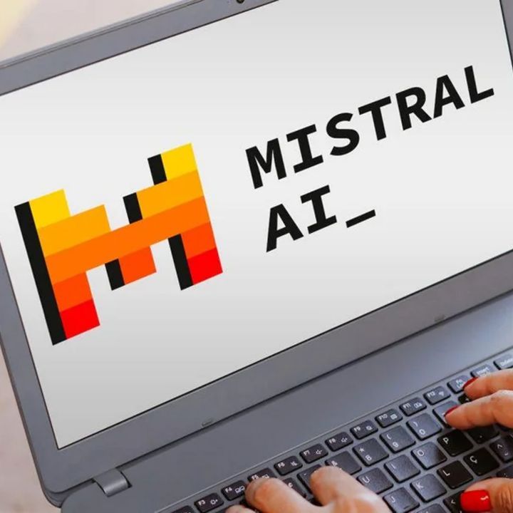 Mistral AI annonce un partenariat pluriannuel avec le géant mondial du conseil Accenture - Le Monde AI -
                    Luxe radio