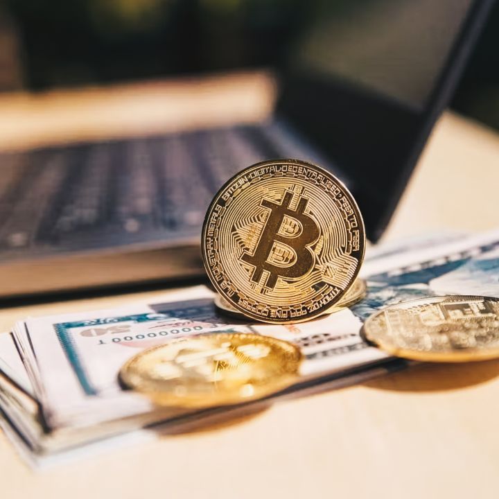 Un réseau de crypto-escrocs démantelé en Espagne - Le Coin Des Cryptos -
                    Luxe radio