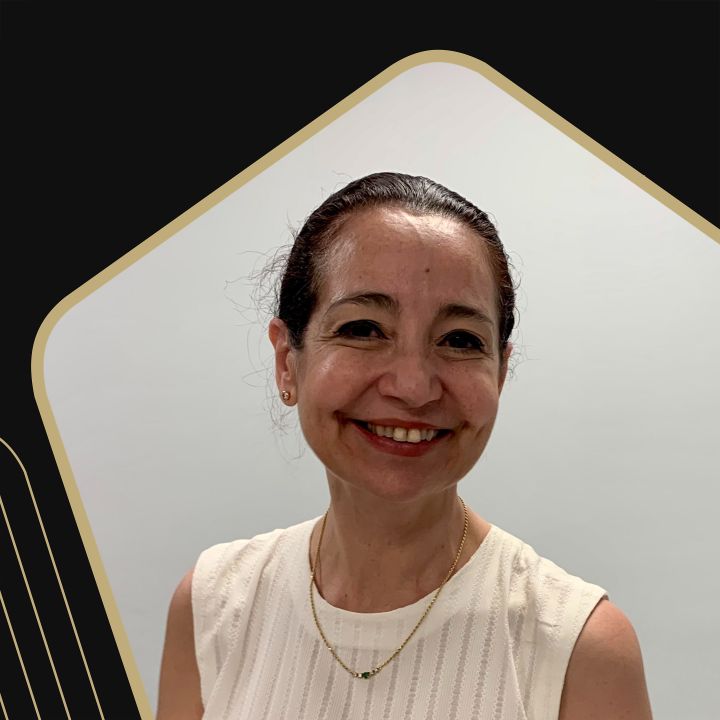 Lamia Safieddine unit le Maroc et le Liban sur scène - Les Invités de Heure Essentielle -
                    Luxe radio