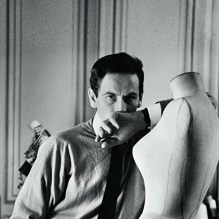 Pierre Cardin : un couturier au style avant-gardiste - Mode -
                    Luxe radio