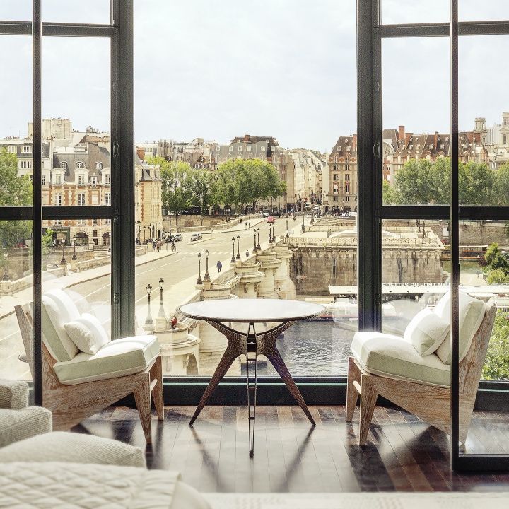 Le Cheval Blanc Paris, nouvel hôtel du groupe LVMH - Le Journal du Luxe -
                    Luxe radio