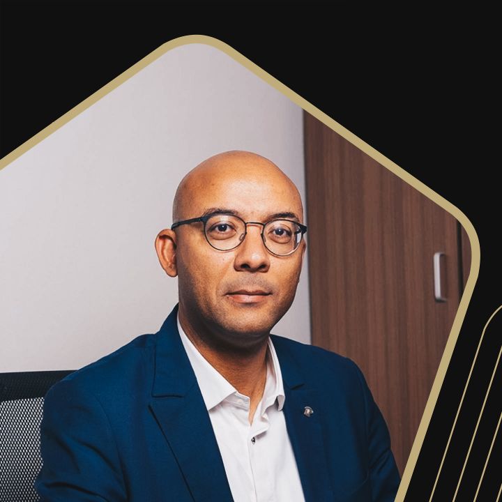 VTC : le Maroc peut-il continuer longtemps avec ce flou réglementaire ou faudra-t-il reconnaître et encadrer ces plateformes pour organiser la mobilité urbaine de demain ? Avec Hicham Amadi, PDG de Toogo - Les Invités des Matins Luxe -
                    Luxe radio