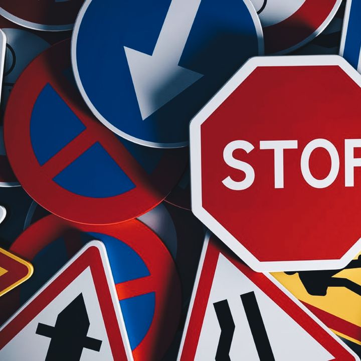 Sécurité Routière : Quelles Mesures pour Mieux Protéger ? - Avec Ou Sans Parure -
                    Luxe radio