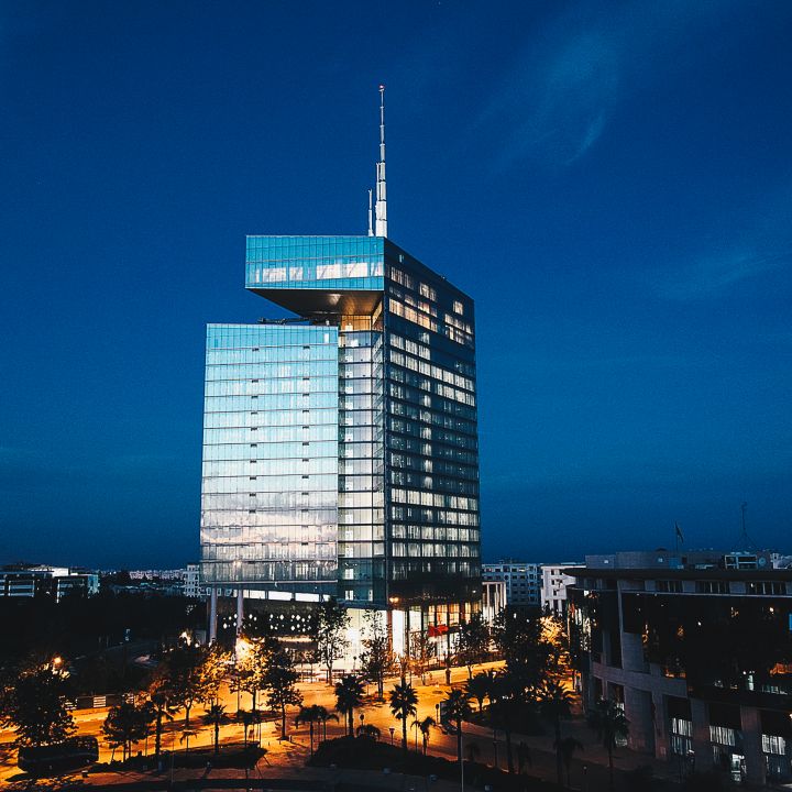 Comment Maroc Telecom compte-t-elle renforcer sa stratégie de transformation numérique, sans omettre la protection des données personnelles ? - Écho Entreprises -
                    Luxe radio