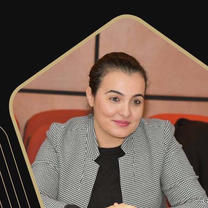 Sommes-nous en train de financer notre transformation économique… ou de financer notre dépendance ? Avec Imane Benrabia, membre du comité exécutif du PI, présidente de la Commission Communication pour les Législatives 2026 - Le Fil Des Actus -
                    Luxe radio
