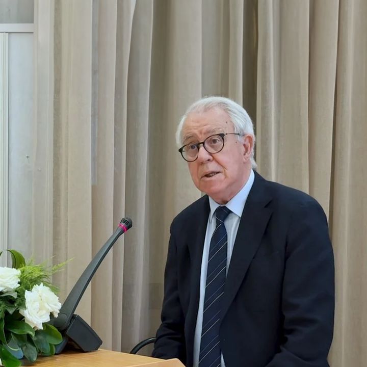 Ahmed El Yabouri : la critique littéraire à l’honneur à Rabat. - Littérature -
                    Luxe radio