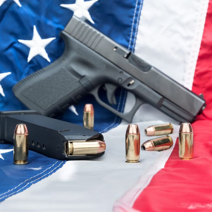 États-Unis : la loi du plus armé ? - Le Fil Des Actus -
                    Luxe radio