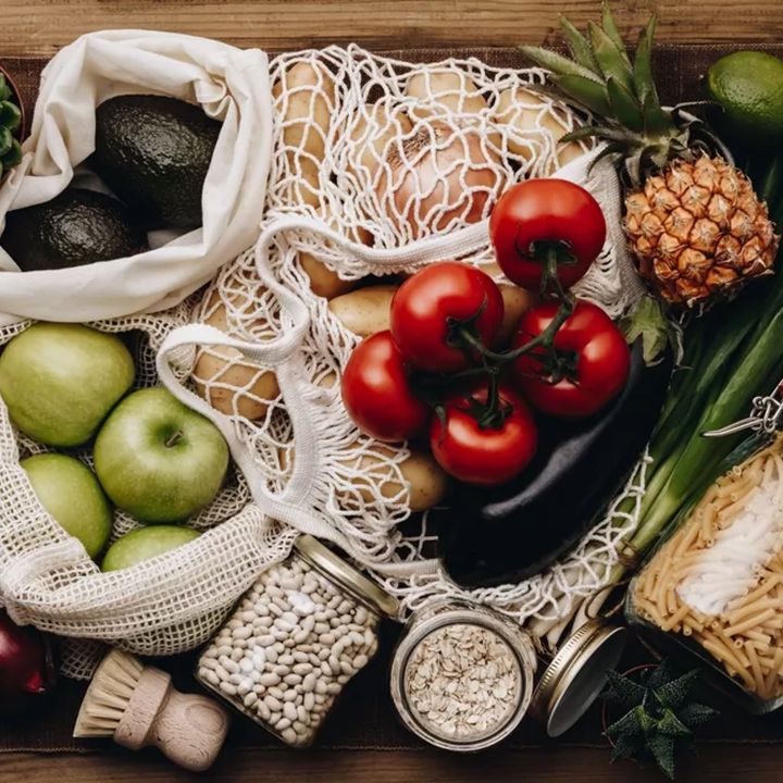 Bien manger peut coûter moins cher et polluer moins - Sciences & Santé -
                    Luxe radio