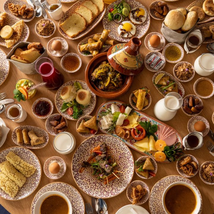 Le Radisson Blu Al Hoceïma orchestre un Ramadan entre tradition et hospitalité - Le Journal du Luxe -
                    Luxe radio