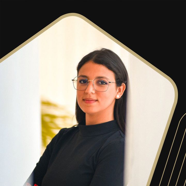 Asmaa El Hajji : « avec l'IA, le leadership doit savoir évoluer » - Les Invités des Matins Luxe -
                    Luxe radio