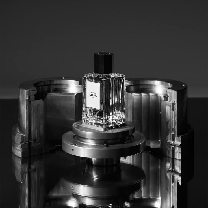 Hedi Slimane signe la Haute Parfumerie Celine - Le Journal du Luxe -
                    Luxe radio