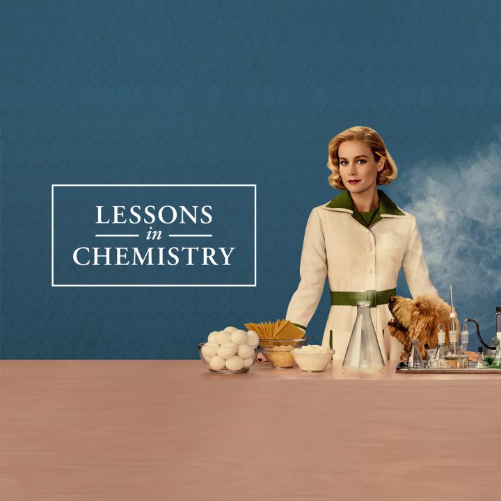 Retour sur « Lessons In Chemitry », la série tirée du livre éponyme - Sciences & Santé -
                    Luxe radio