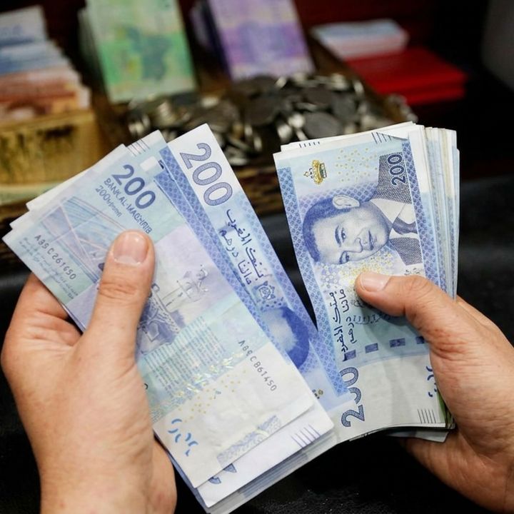 Le besoin en liquidité des banques recule légèrement - L’œil Macro -
                    Luxe radio