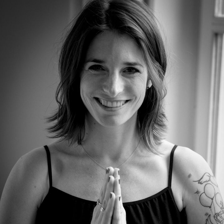 Portrait de Juliette Siozac : créatrice de moment magique - Bien-Être -
                    Luxe radio
