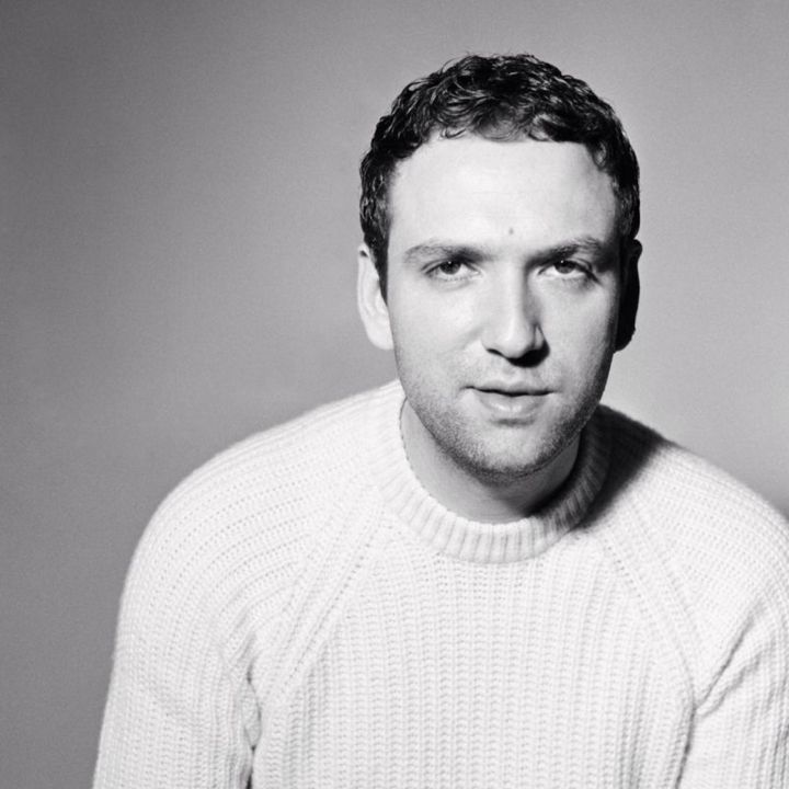 Bruno Sialelli, nouveau directeur artistique de la maison de couture Lanvin - Le Journal du Luxe -
                    Luxe radio